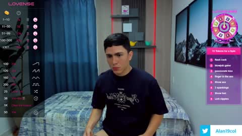 Snapshot of alan_nd_kevin chatting on January 18, 2025, 11:32 am Alan  Kevin can we reach 100 thumbs up please guys  online show from January 18, 2025, 11:32 am