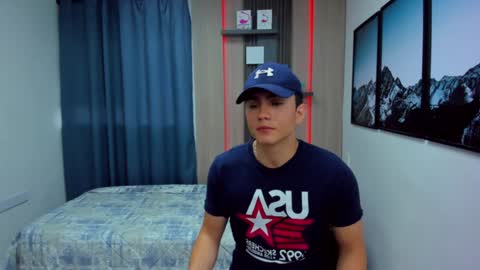 Snapshot of alan_nd_kevin chatting on January 26, 2025, 11:39 am Alan  Kevin can we reach 100 thumbs up please guys  online show from January 26, 2025, 11:39 am