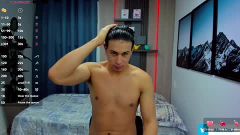 Snapshot of alan_nd_kevin chatting on March 11, 2025, 11:33 am Alan  Kevin can we reach 100 thumbs up please guys  online show from March 11, 2025, 11:33 am