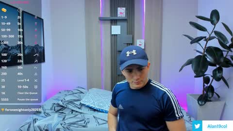 Snapshot of alan_nd_kevin chatting on September 10, 2025, 7:25 pm Alan  Kevin can we reach 100 thumbs up please guys  online show from September 10, 2025, 7:25 pm