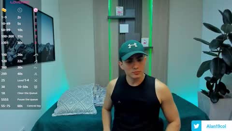 Alan  Kevin can we reach 100 thumbs up please guys  online show from November 4, 2025, 7:02 pm