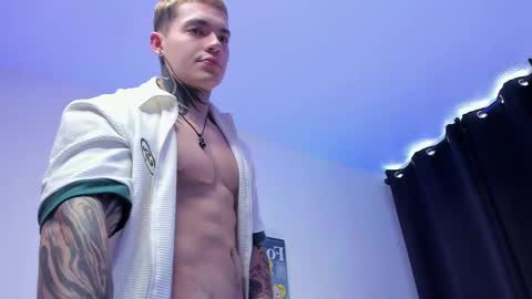 Alan online show from March 11, 2025, 3:56 pm