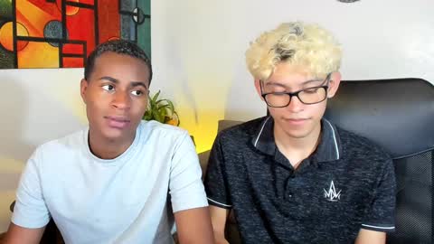 Snapshot of alan_scot chatting on January 8, 2025, 1:53 am Alan and Criss - WE JUST FRIENDS WITH BENEFITS BOTH VERS online show from January 8, 2025, 1:53 am