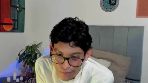 Snapshot of alan_scot chatting on October 19, 2025, 6:41 pm Alan and Criss - WE JUST FRIENDS WITH BENEFITS BOTH VERS online show from October 19, 2025, 6:41 pm