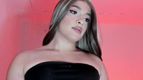 ---Alana--- online show from October 21, 2025, 10:54 pm