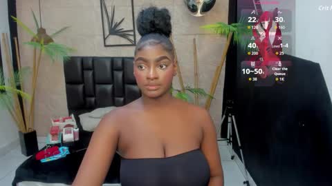 Alana online show from November 5, 2025, 1:33 pm