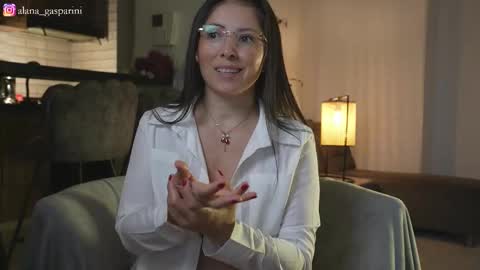 Alana Gasparini online show from February 17, 2026, 2:08 am