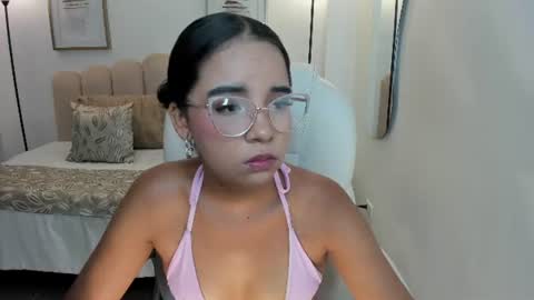 alana  online show from June 21, 2026, 3:42 am