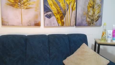 Alana  online show from April 11, 2026, 12:09 pm