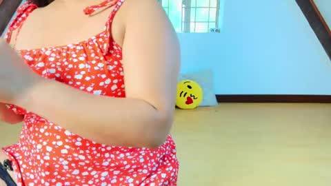 Snapshot of alanaa_gomezz chatting on April 30, 2026, 6:14 pm Alana Gmez online show from April 30, 2026, 6:14 pm
