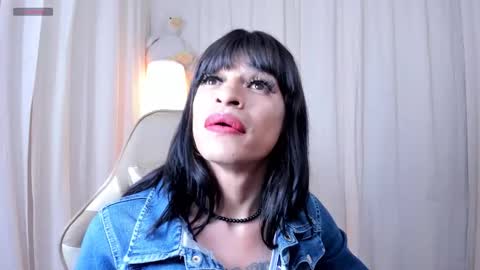 Alana silvana online show from December 3, 2025, 8:29 pm