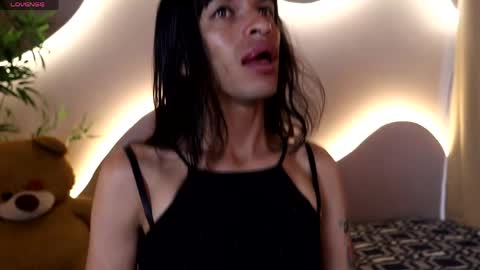 Snapshot of alanakimura_ chatting on May 27, 2026, 12:35 pm Alana silvana online show from May 27, 2026, 12:35 pm