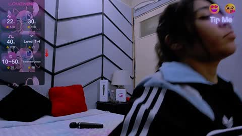 Alana online show from February 26, 2025, 1:00 am