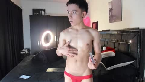 alanblack1 online show from December 2, 2025, 2:12 pm