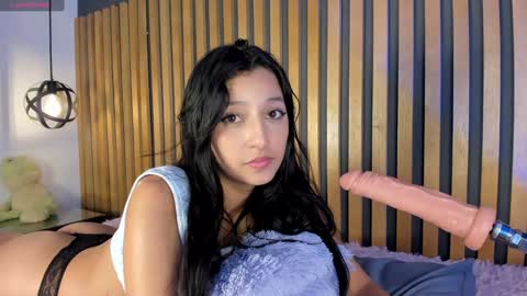 Snapshot of alanha_ chatting on January 10, 2025, 10:15 pm alanha online show from January 10, 2025, 10:15 pm
