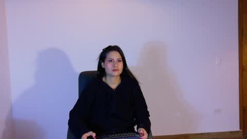 Snapshot of alanis_22 chatting on July 2, 2026, 7:03 am alanis online show from July 2, 2026, 7:03 am