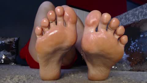 Alanna online show from December 24, 2024, 6:00 am