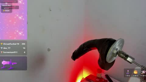 Snapshot of alanna_sloppy chatting on April 30, 2026, 6:47 pm alana silver online show from April 30, 2026, 6:47 pm