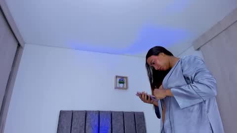 Alanna  online show from November 13, 2025, 11:20 am