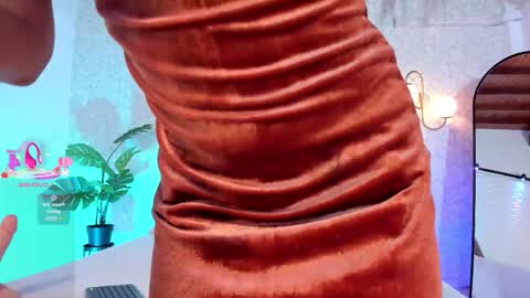 Snapshot of alannarouge chatting on March 7, 2026, 11:29 am alannarouge online show from March 7, 2026, 11:29 am