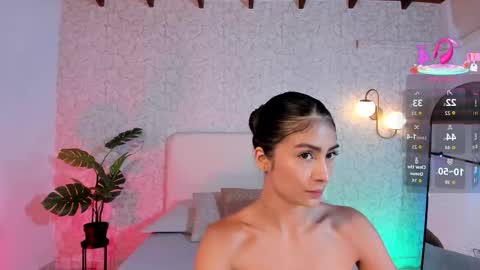 Snapshot of alannarouge chatting on March 18, 2026, 11:24 am alannarouge online show from March 18, 2026, 11:24 am