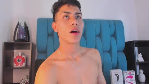 alannaughty_ online show from December 31, 2024, 10:56 pm