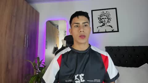 Snapshot of alannaughty_ chatting on June 30, 2026, 10:22 pm alannaughty_ online show from June 30, 2026, 10:22 pm