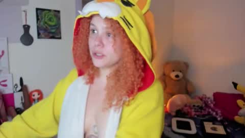 Caro online show from April 1, 2026, 1:23 pm