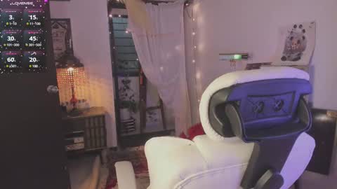 Snapshot of alaskagrace chatting on February 18, 2025, 2:05 am Alaska Grace online show from February 18, 2025, 2:05 am