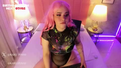 albaandthayron online show from February 5, 2025, 12:06 pm