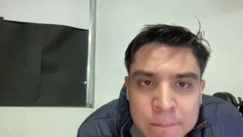 Snapshot of alber753713 chatting on June 10, 2026, 5:50 am alber753713 online show from June 10, 2026, 5:50 am