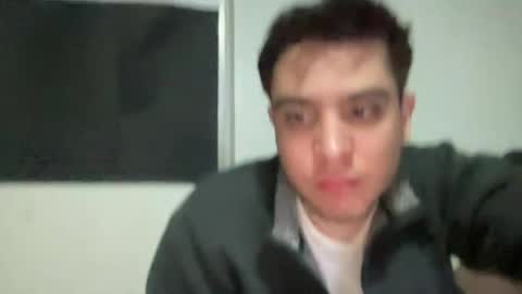 Snapshot of alber753713 chatting on June 19, 2026, 6:18 am alber753713 online show from June 19, 2026, 6:18 am