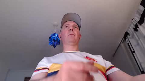 aldovitzo online show from April 1, 2026, 11:02 pm