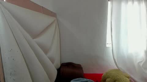 Snapshot of ale_noah_xxx chatting on August 1, 2026, 9:25 pm ale_noah_xxx online show from August 1, 2026, 9:25 pm