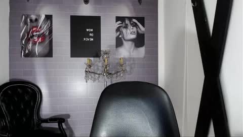 Ale online show from October 7, 2025, 7:22 pm