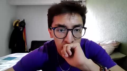 aleexrune online show from December 22, 2025, 8:50 pm