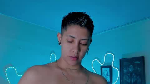 Alejandra online show from April 9, 2026, 5:29 pm