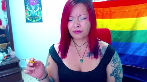 Snapshot of aleja2530 chatting on September 25, 2025, 7:17 pm aleja online show from September 25, 2025, 7:17 pm