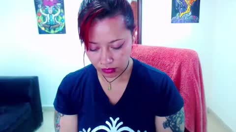 Snapshot of aleja2530 chatting on October 28, 2025, 6:32 pm aleja online show from October 28, 2025, 6:32 pm