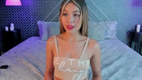 aleja_bloom online show from October 2, 2025, 11:50 am