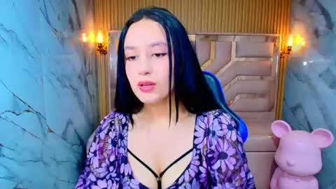 Snapshot of aleja_r_ chatting on June 13, 2026, 7:34 pm Aleja online show from June 13, 2026, 7:34 pm