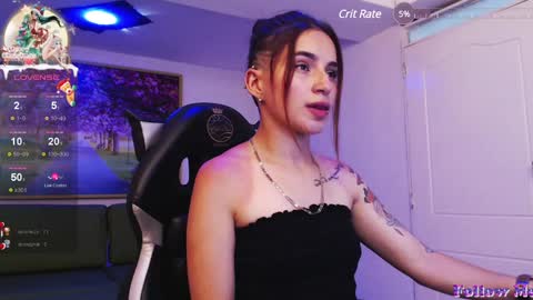 Snapshot of alejabeltran chatting on December 12, 2024, 8:43 pm Aleja online show from December 12, 2024, 8:43 pm