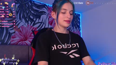 Snapshot of alejabeltran chatting on January 22, 2025, 4:12 pm Aleja online show from January 22, 2025, 4:12 pm