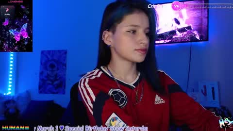 Snapshot of alejabeltran chatting on February 27, 2025, 3:37 pm Aleja online show from February 27, 2025, 3:37 pm