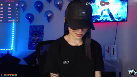 Snapshot of alejabeltran chatting on March 5, 2025, 2:34 pm Aleja online show from March 5, 2025, 2:34 pm