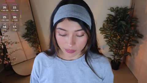 Alejandhra online show from February 24, 2025, 9:31 pm