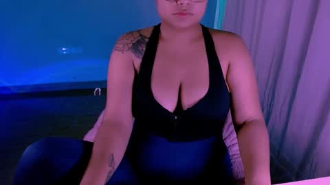 Alejandra  online show from December 3, 2025, 3:25 am