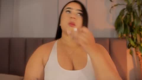 Snapshot of alejandrarojas_ chatting on June 23, 2026, 8:07 pm Alejandra online show from June 23, 2026, 8:07 pm