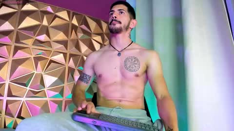 Alejo  online show from January 8, 2026, 8:11 pm