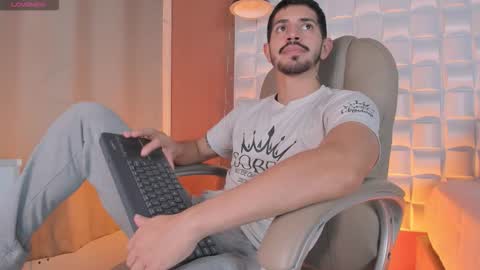 Alejo  online show from March 4, 2026, 11:00 pm